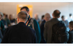 Uczestnicy Spotkania Użytkowników KDM 2025 w czasie przerwy