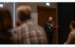 Filip Wasilczuk podczas prezentacji